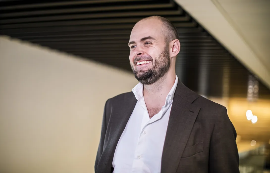 Chris Svard board room portrait