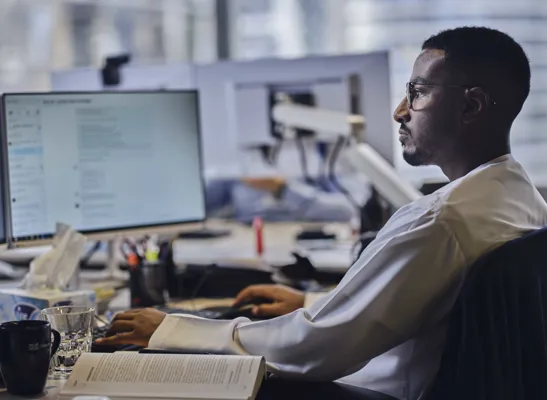 TakeoverModule.BackgroundImageAriaLabel